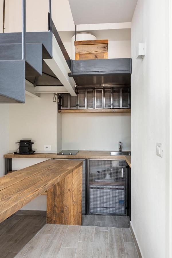 Lofty Loft - Chiese Apartment Milan Bagian luar foto