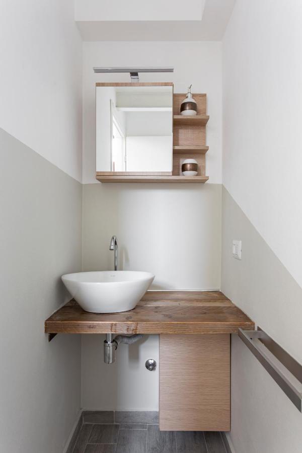 Lofty Loft - Chiese Apartment Milan Bagian luar foto