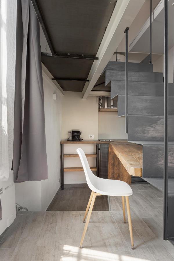 Lofty Loft - Chiese Apartment Milan Bagian luar foto