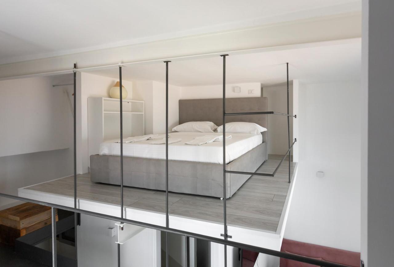 Lofty Loft - Chiese Apartment Milan Bagian luar foto