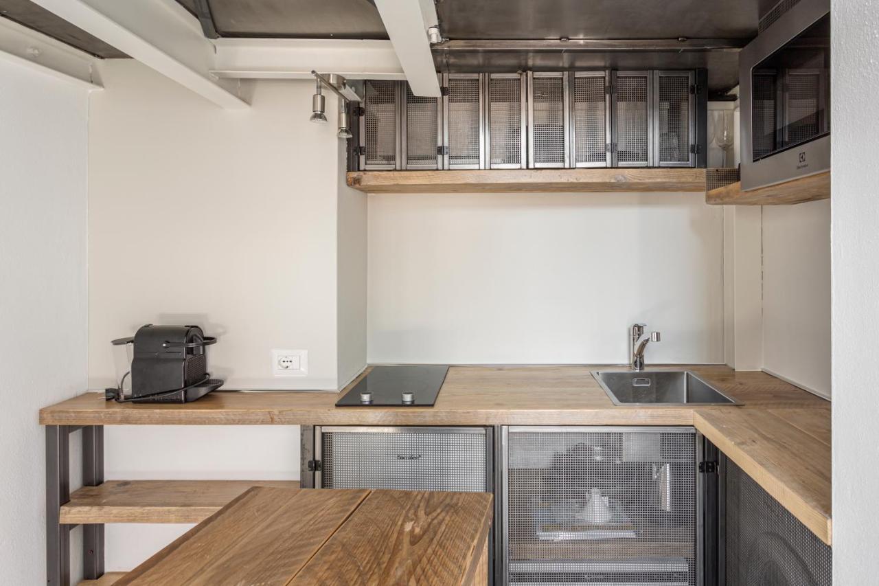 Lofty Loft - Chiese Apartment Milan Bagian luar foto