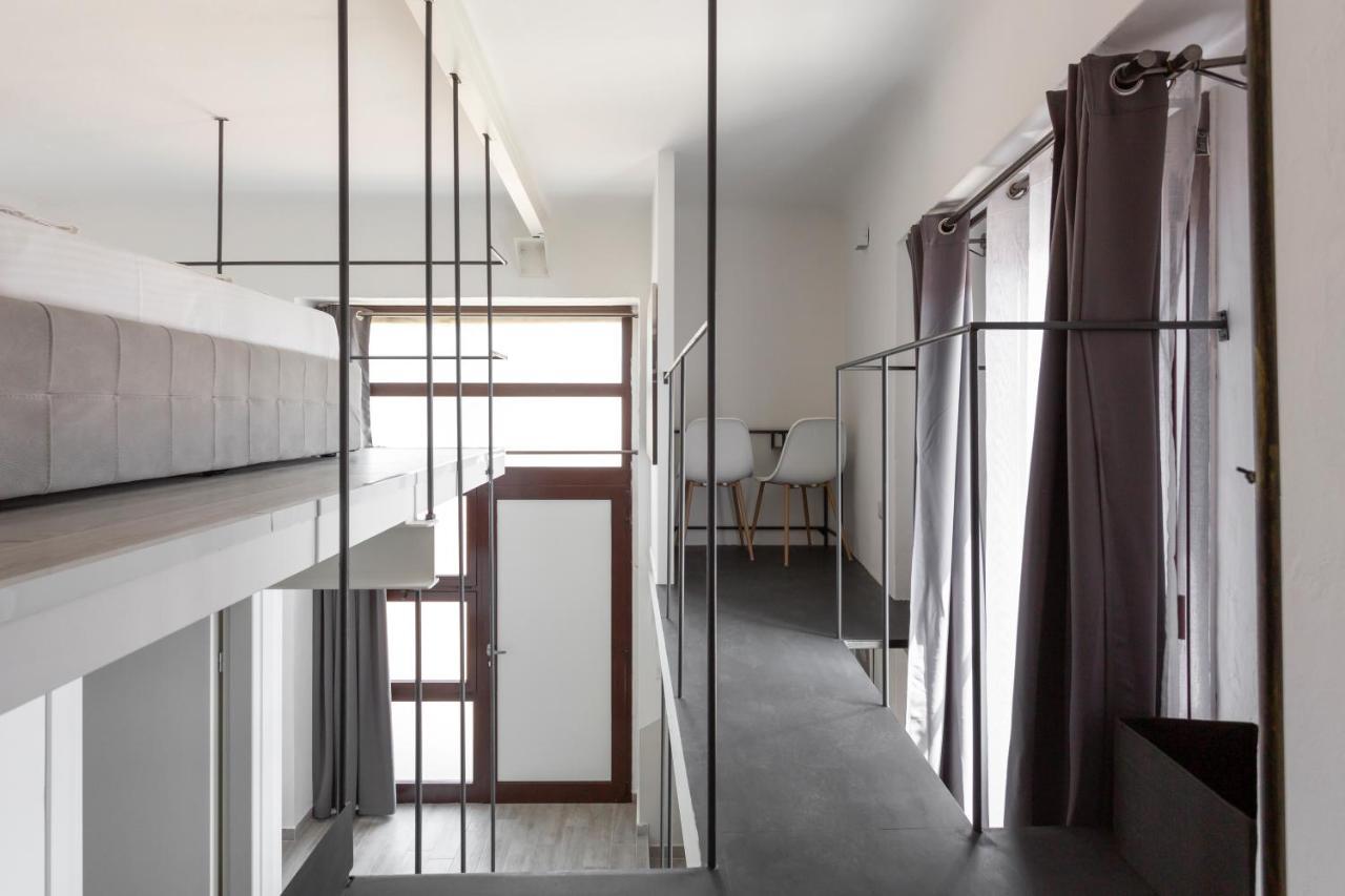 Lofty Loft - Chiese Apartment Milan Bagian luar foto